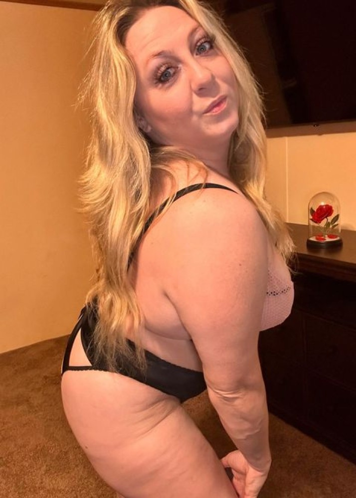 Индивидуалка Лена фото № 2 в городе Барнаул